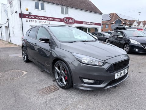 Ford Focus 1.0 ST-LINE X 4