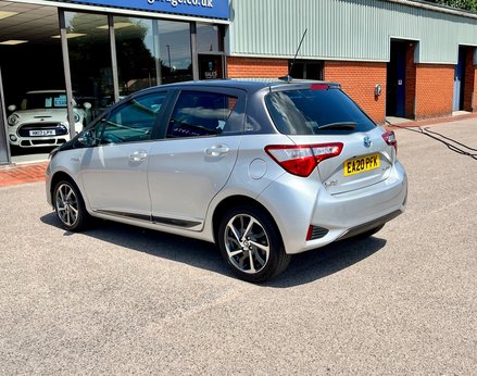 Toyota Yaris VVT-I Y20 9