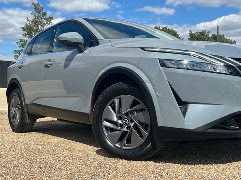 Nissan Qashqai DIG-T ACENTA PREMIUM DCT MHEV 14