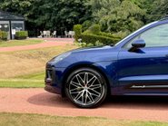 Porsche Macan S PDK 32
