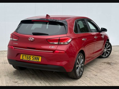 Hyundai i30 1.6 CRDi Premium Hatchback 5dr Diesel Manual Euro 6 (s/s) (115 ps) 34