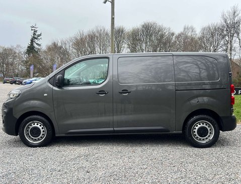 Peugeot Expert 2.0 Expert Professional Premium L1 Blue HDi 7