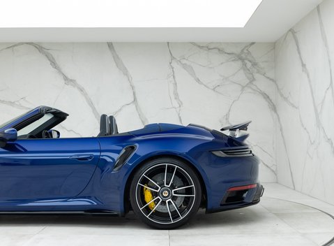 Porsche 911 Turbo S Cabriolet (992) 31