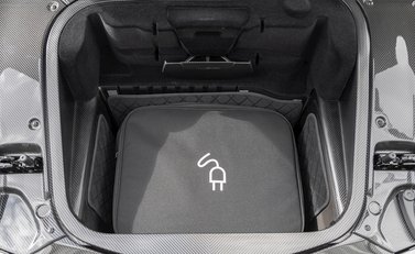 Porsche 918 Spyder 36