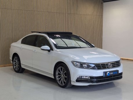 Volkswagen Passat 2.0 Passat R-Line TDI BlueMotion Technology Semi-Auto 4dr 5