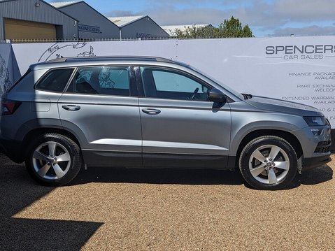 Skoda Karoq SE TDI SCR DSG 10