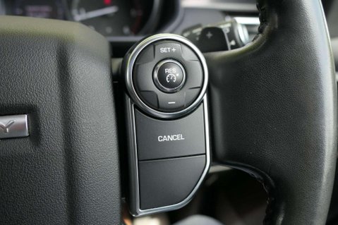 Land Rover Discovery TD6 HSE 15