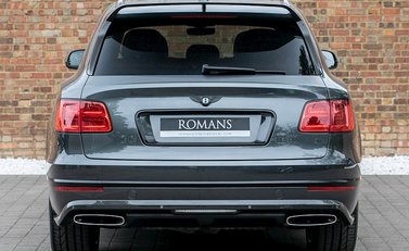 Bentley Bentayga 5