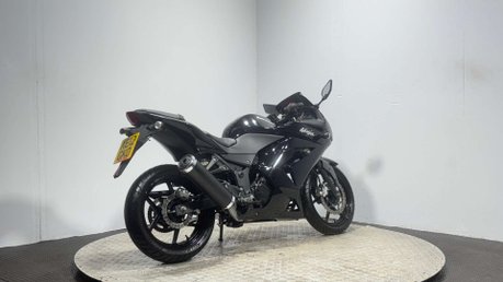 Kawasaki Ninja EX 250 2012 ONLY 9K NEW MOT 33BHP A2 READY 250CC SPORTS BIKE 2