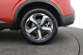 Nissan Qashqai 5dr 1.3 DIG-T MHEV N-Connecta Petrol Hybrid Glass Roof Pack 39