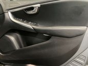 Volvo V40 2.0 V40 R-Design Pro D3 Auto 5dr 9