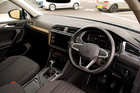 Volkswagen Tiguan Allspace LIFE TSI DSG 4