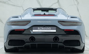 Maserati MC20 Cielo 11