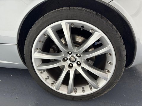 Jaguar XK COUPE 18