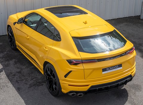 Lamborghini Urus 9