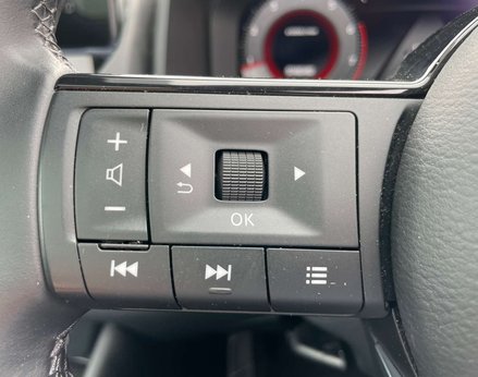 Nissan Qashqai 1.3 Qashqai N-Connecta DiG-T MHEV 5dr 57