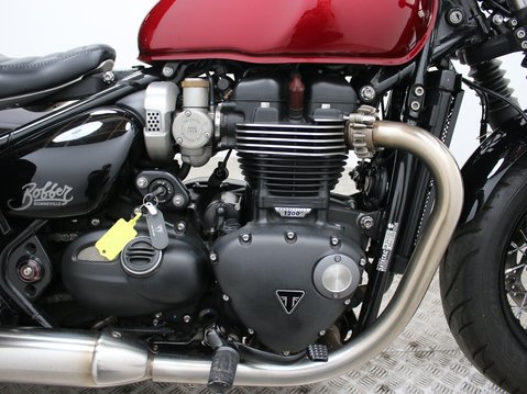 Triumph Bobber BONNEVILLE BOBBER 17