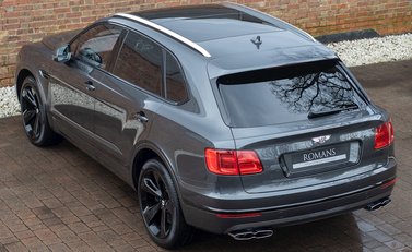 Bentley Bentayga V8 9