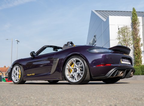 Porsche 718 Spyder RS 3