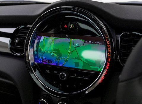 Mini Hatch Electric Level 3 18