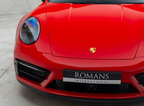 Porsche 911 Targa 4 GTS (992) 36