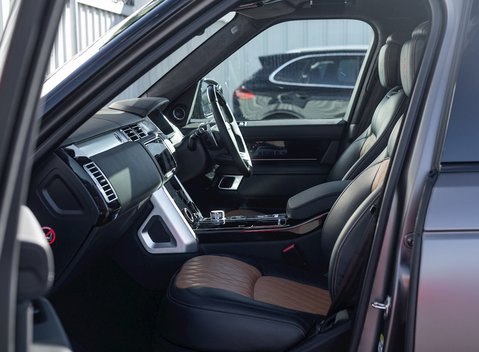 Land Rover Range Rover 4.4 SDV8 Autobiography Bespoke by SVO 18