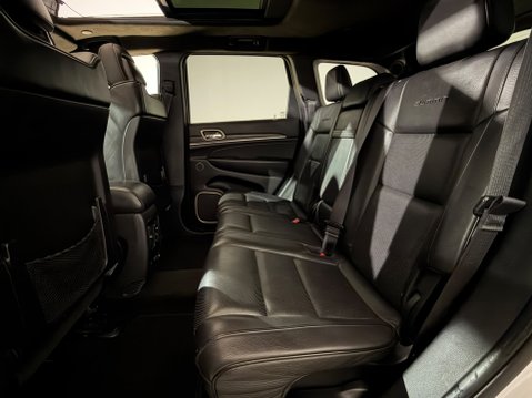 Jeep Grand Cherokee V6 CRD SUMMIT 21