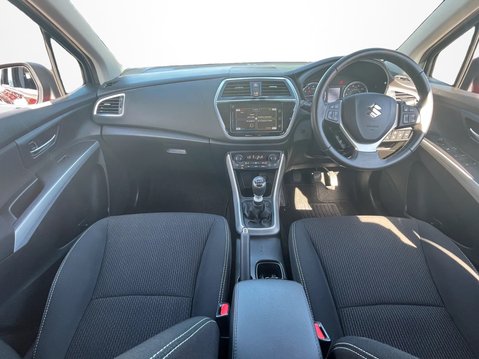 Suzuki SX4 S-Cross 1.4 Boosterjet 48V Hybrid SZ-T 5dr 13
