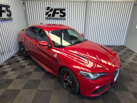 Alfa Romeo Giulia 2.9 V6 Bi-Turbo Quadrifoglio Saloon 4dr Petrol Auto Euro 6 (s/s) (510 ps) 13