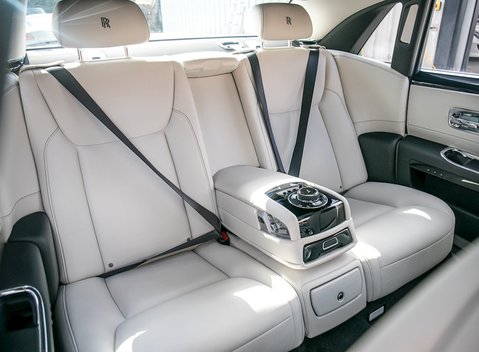 Rolls-Royce Ghost Series II 13