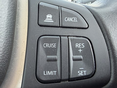 Suzuki Vitara 1.4 Boosterjet 48V Hybrid SZ5 5dr 33