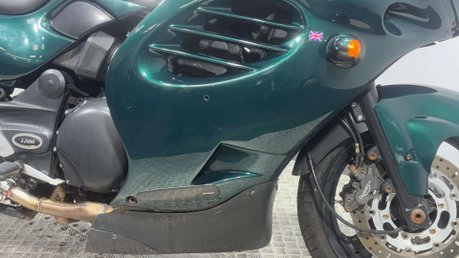 Triumph Trophy 1200 1999 SPARES OR REPAIR PROJECT BIKE LARGE 1200CC TOURER 27