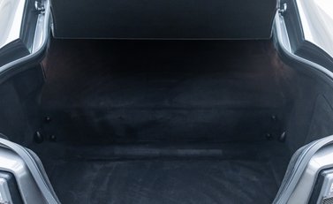 Aston Martin Vantage GT8 47