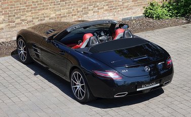 Mercedes-Benz SLS AMG Roadster 12