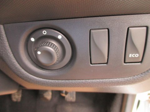 Dacia Logan 0.9 TCe Laureate Euro 6 (s/s) 5dr 41