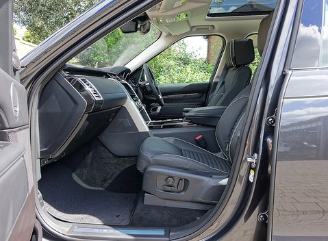 Land Rover Discovery SDV6 HSE Luxury 17