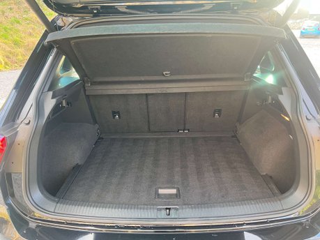 Volkswagen Tiguan 2.0 Tiguan R-Line Tech TDI Semi-Auto 5dr 47
