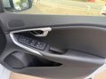 Volvo V40 2.0 T2 R-Design Euro 6 (s/s) 5dr 30