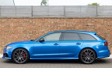 Audi RS6 Avant Performance 2