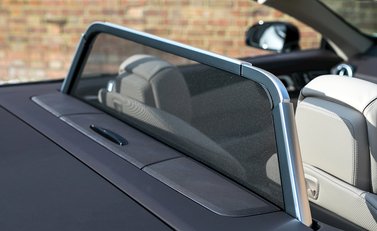 Mercedes-Benz SL Class SL63 26