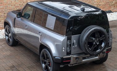 Land Rover Defender 110 X P400 9