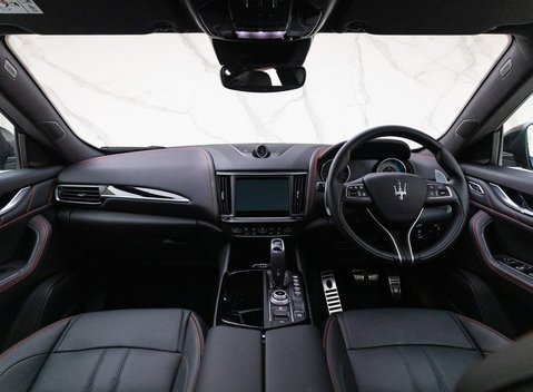 Maserati Levante V6 GRANSPORT 12