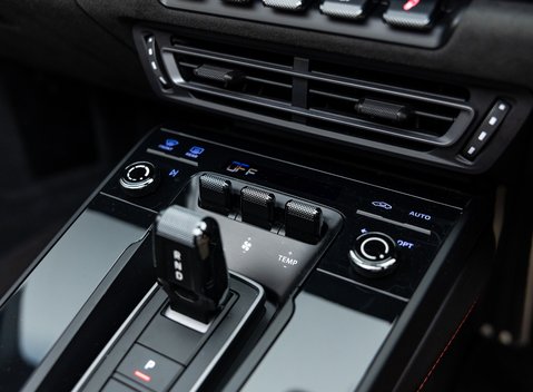 Porsche 911 Targa 4 GTS (992) 31