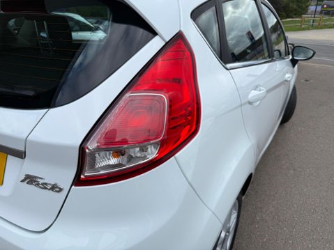 Ford Fiesta 1.25 Zetec Euro 5 5dr 33