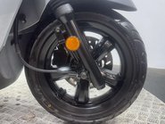 SYM Fiddle 2025 ONLY 2K 1 OWNER 125CC LEARNER SCOOTER WITH TOP BOX 14