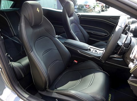 Ferrari GTC4 Lusso 18