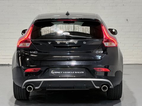 Volvo V40 2.0 D4 R-Design Pro Auto Euro 6 (s/s) 5dr 5