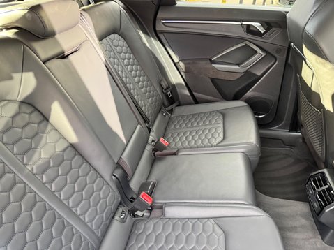 Audi RS Q3 2.5 TFSI S Tronic quattro Euro 6 (s/s) 5dr 47