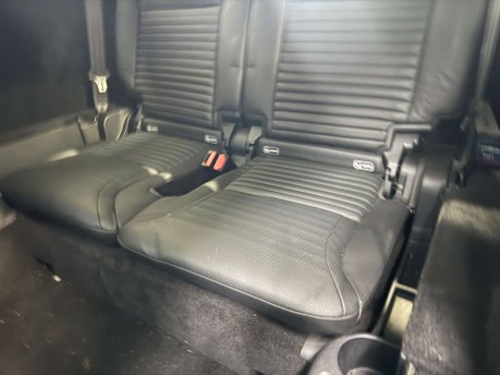 Land Rover Discovery 3.0 Discovery HSE SDV6 Auto 4WD 5dr 74