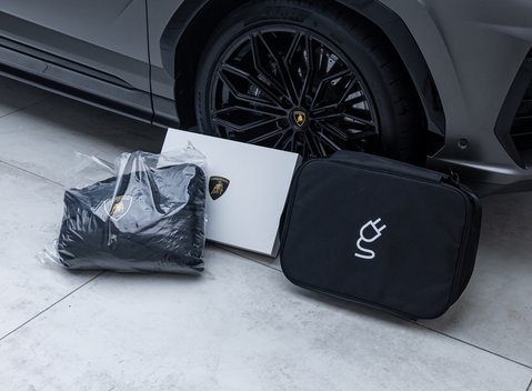 Lamborghini Urus SE 39